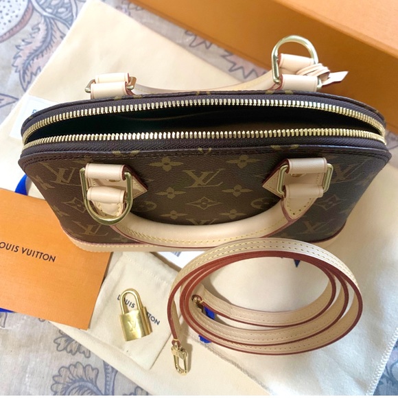 🆕😍Authentic Louis Vuitton Alma BB - Picture 9 of 17